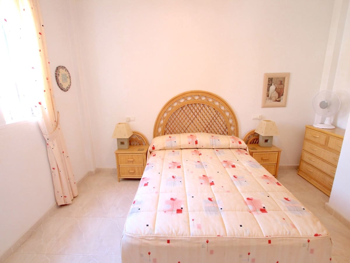 3 bedroom Apartment for sale in Playa Flamenca - € 169,500 (Ref: 9736185)