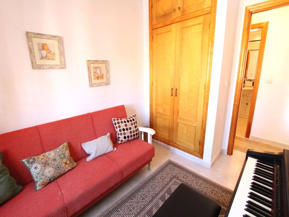 3 bedroom Apartment for sale in Playa Flamenca - € 169,500 (Ref: 9736185)