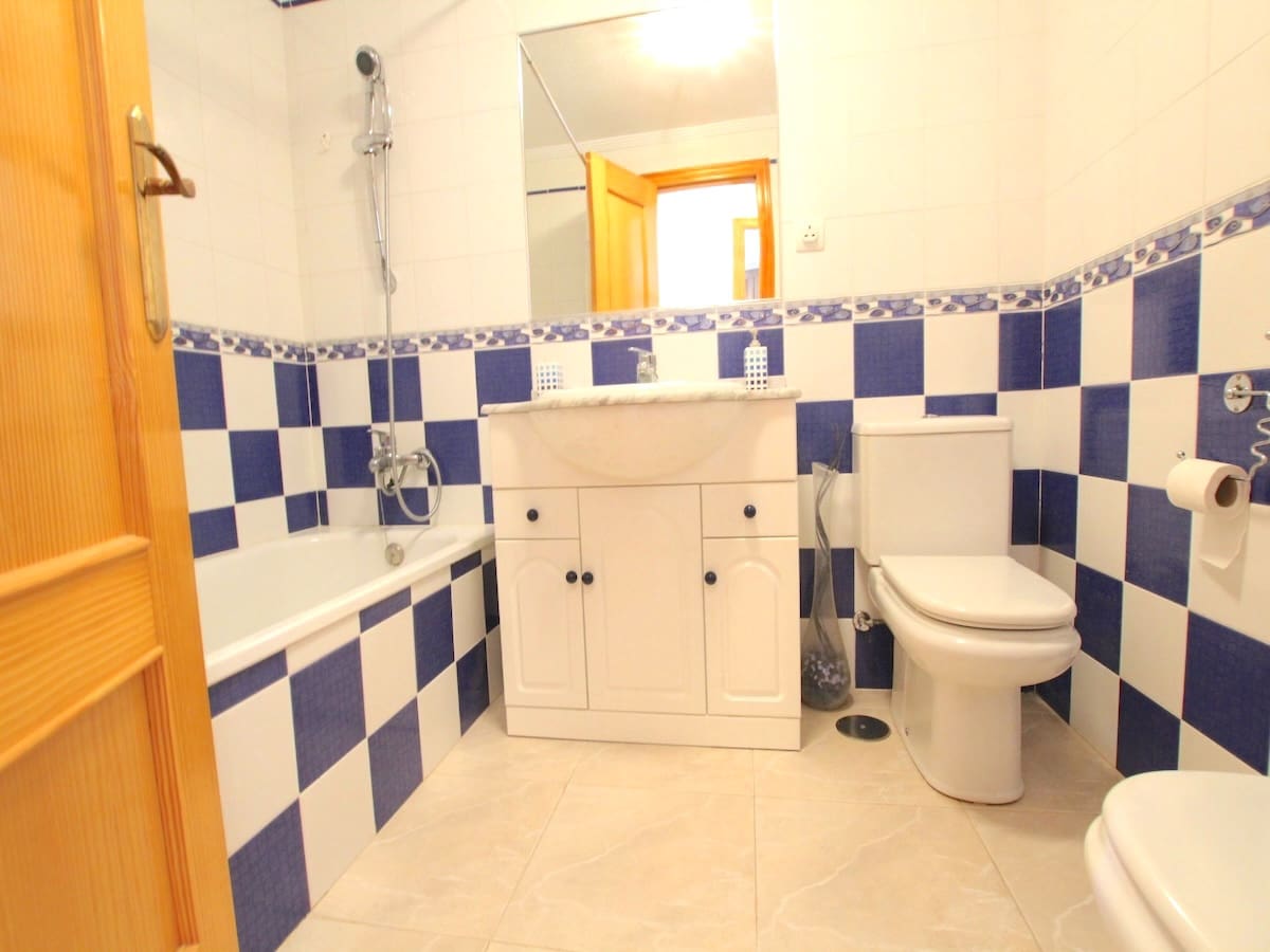 3 bedroom Apartment for sale in Playa Flamenca - € 169,500 (Ref: 9736185)