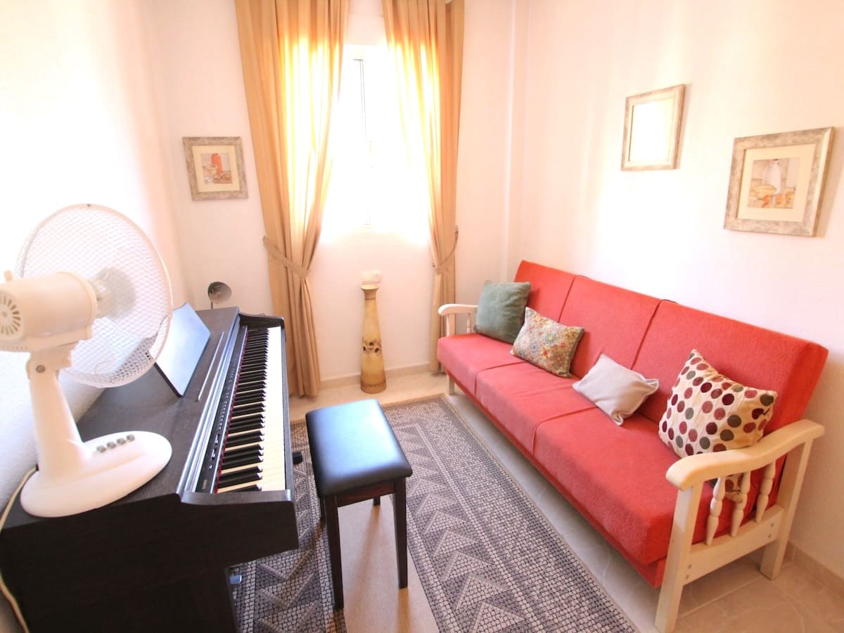 3 bedroom Apartment for sale in Playa Flamenca - € 169,500 (Ref: 9736185)