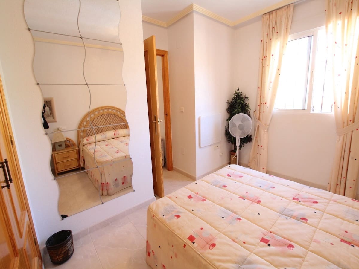 3 bedroom Apartment for sale in Playa Flamenca - € 169,500 (Ref: 9736185)