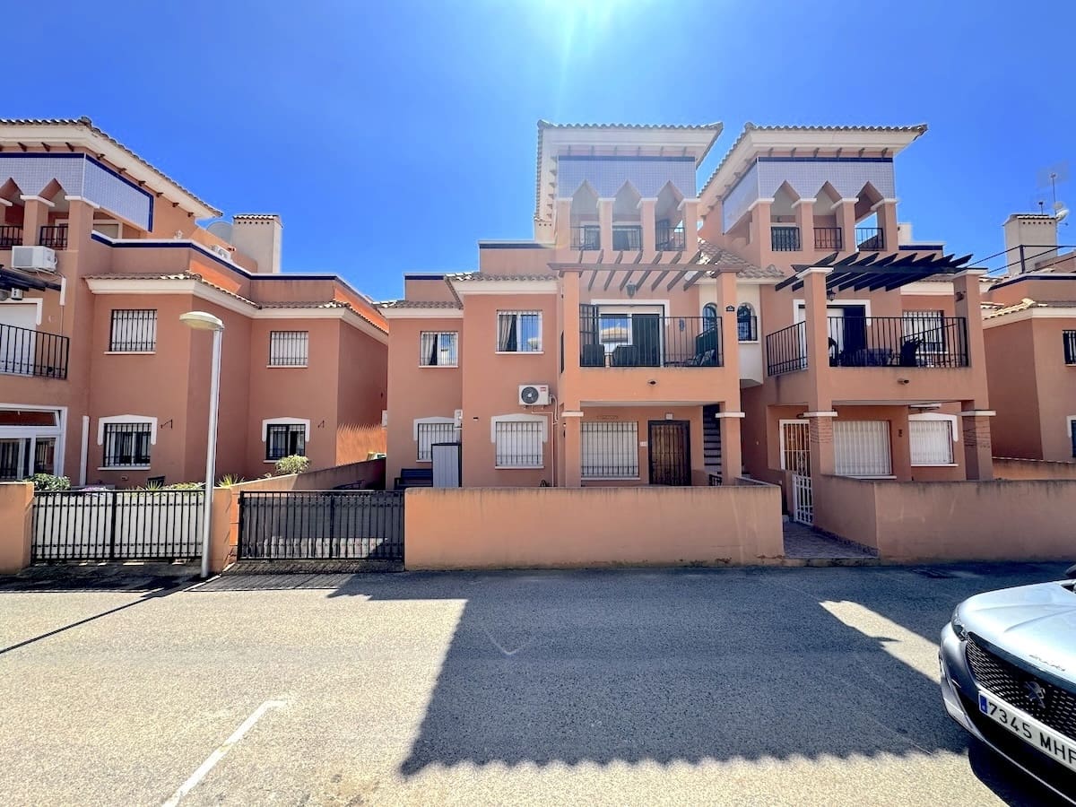 3 bedroom Apartment for sale in Playa Flamenca - € 169,500 (Ref: 9736185)