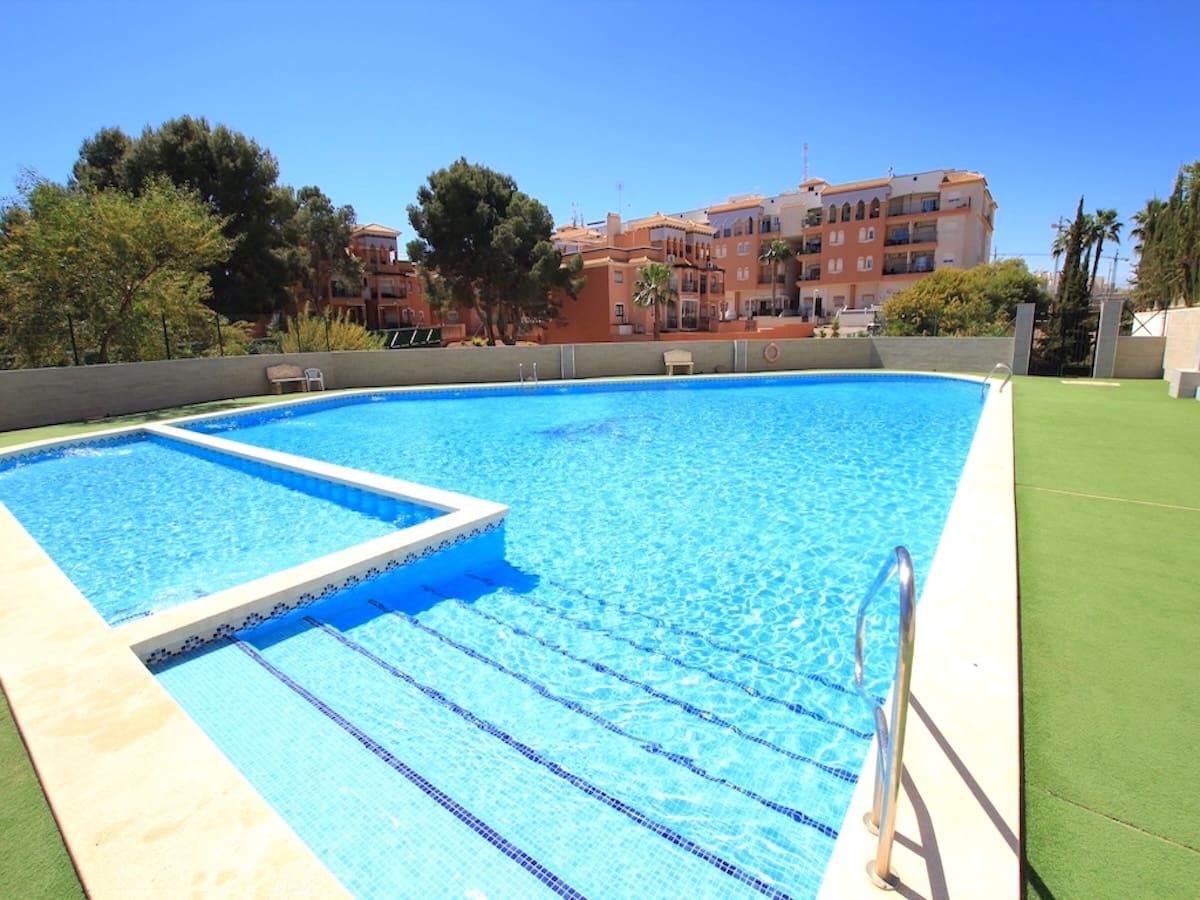 3 bedroom Apartment for sale in Playa Flamenca - € 169,500 (Ref: 9736185)