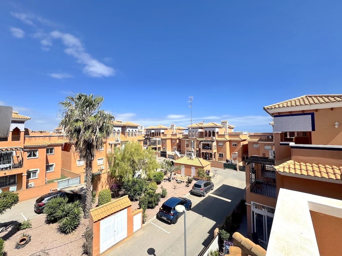 3 bedroom Apartment for sale in Playa Flamenca - € 169,500 (Ref: 9736185)