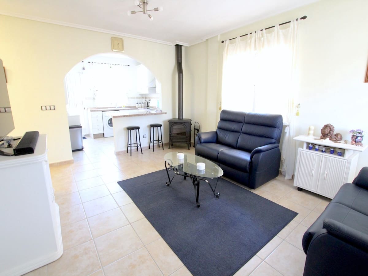 3 soveværelse Villa til salg i Lo Crispin med swimmingpool - € 315.000 (Ref: 9737138)