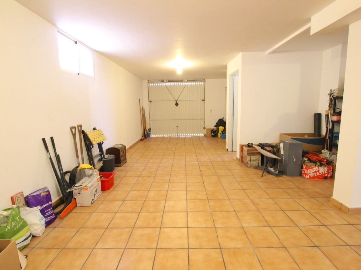 3 soveværelse Villa til salg i Lo Crispin med swimmingpool - € 315.000 (Ref: 9737138)