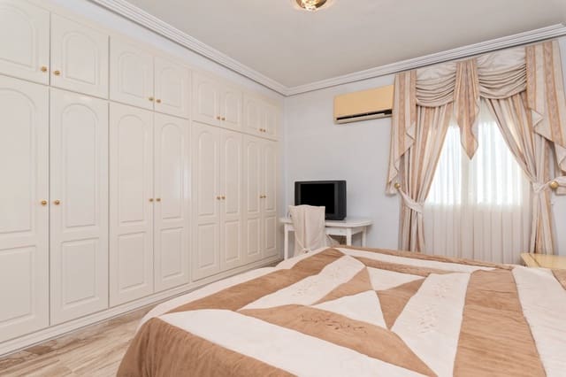 5 quarto Moradia para venda em Doña Pepa, Rojales com piscina - 800 000 € (Ref: 9737218)