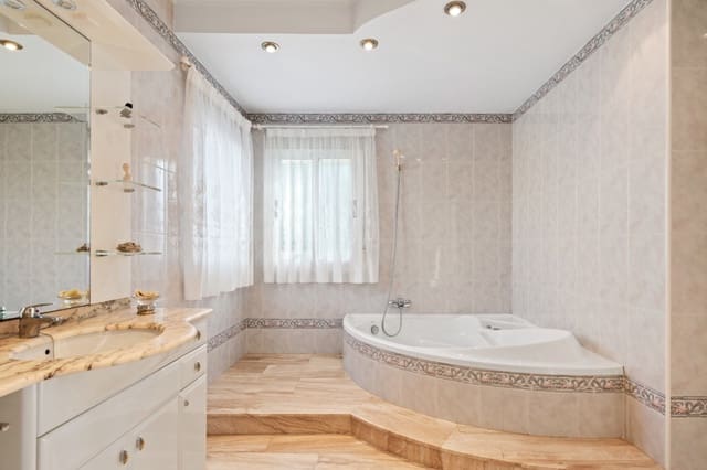 5 quarto Moradia para venda em Doña Pepa, Rojales com piscina - 800 000 € (Ref: 9737218)