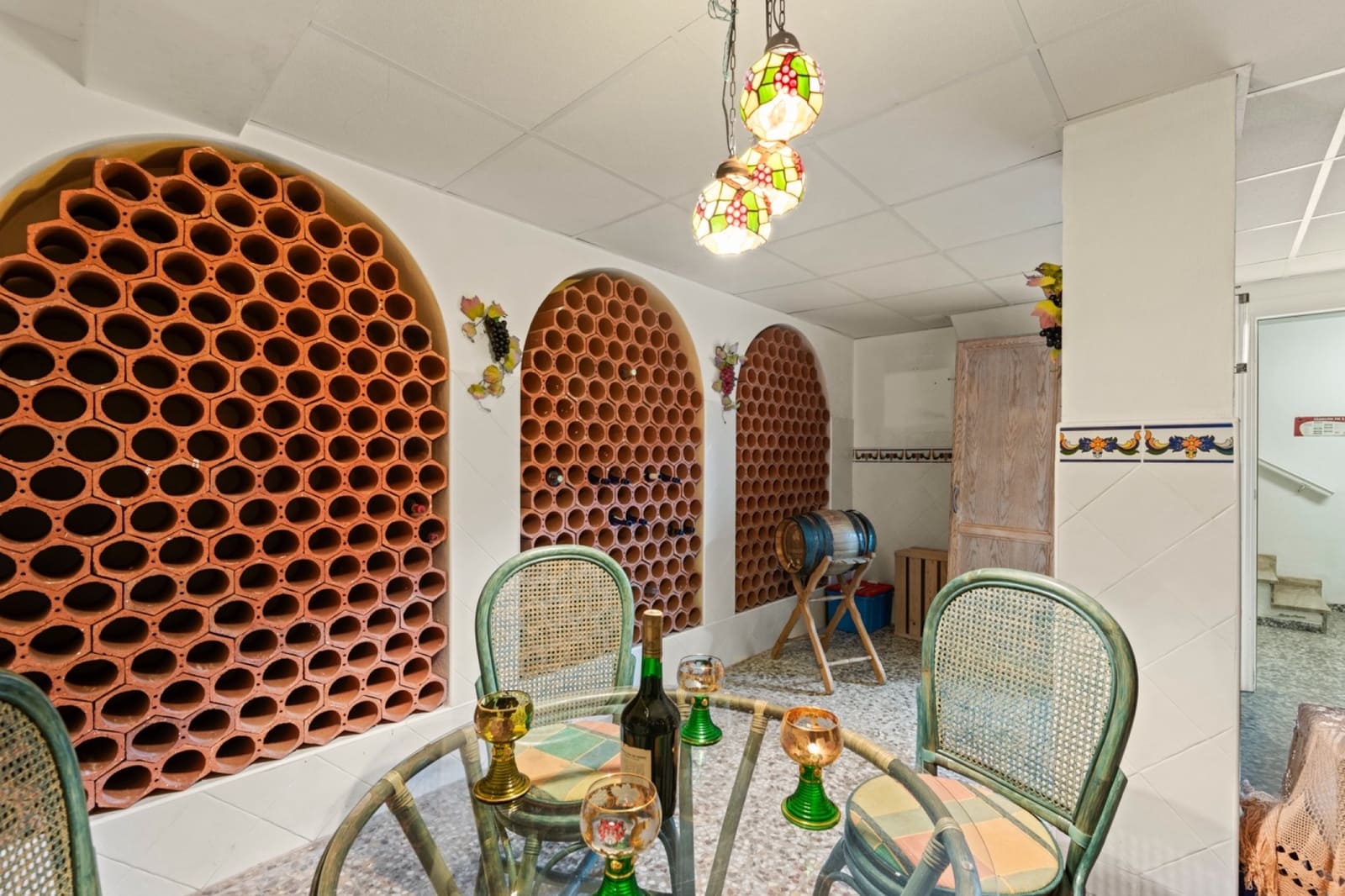 5 bedroom Villa for sale in Dona Pepa with pool - € 800,000 (Ref: 9737218)