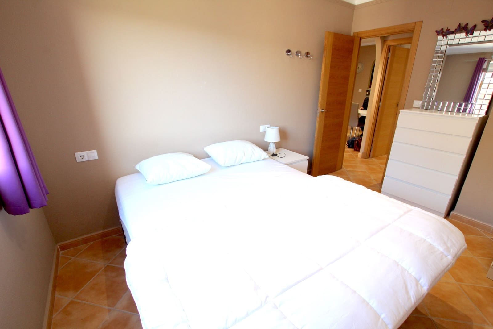 2 bedroom Apartment for sale in Los Palacios - € 92,500 (Ref: 9740216)