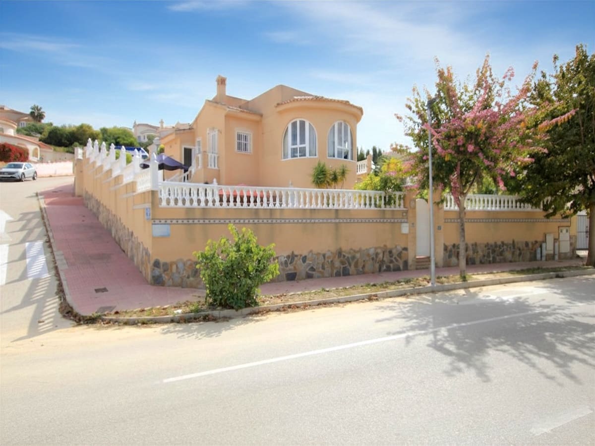 2 chambre Villa/Maison à vendre à Ciudad Quesada avec piscine - 279 500 € (Ref: 9761301)