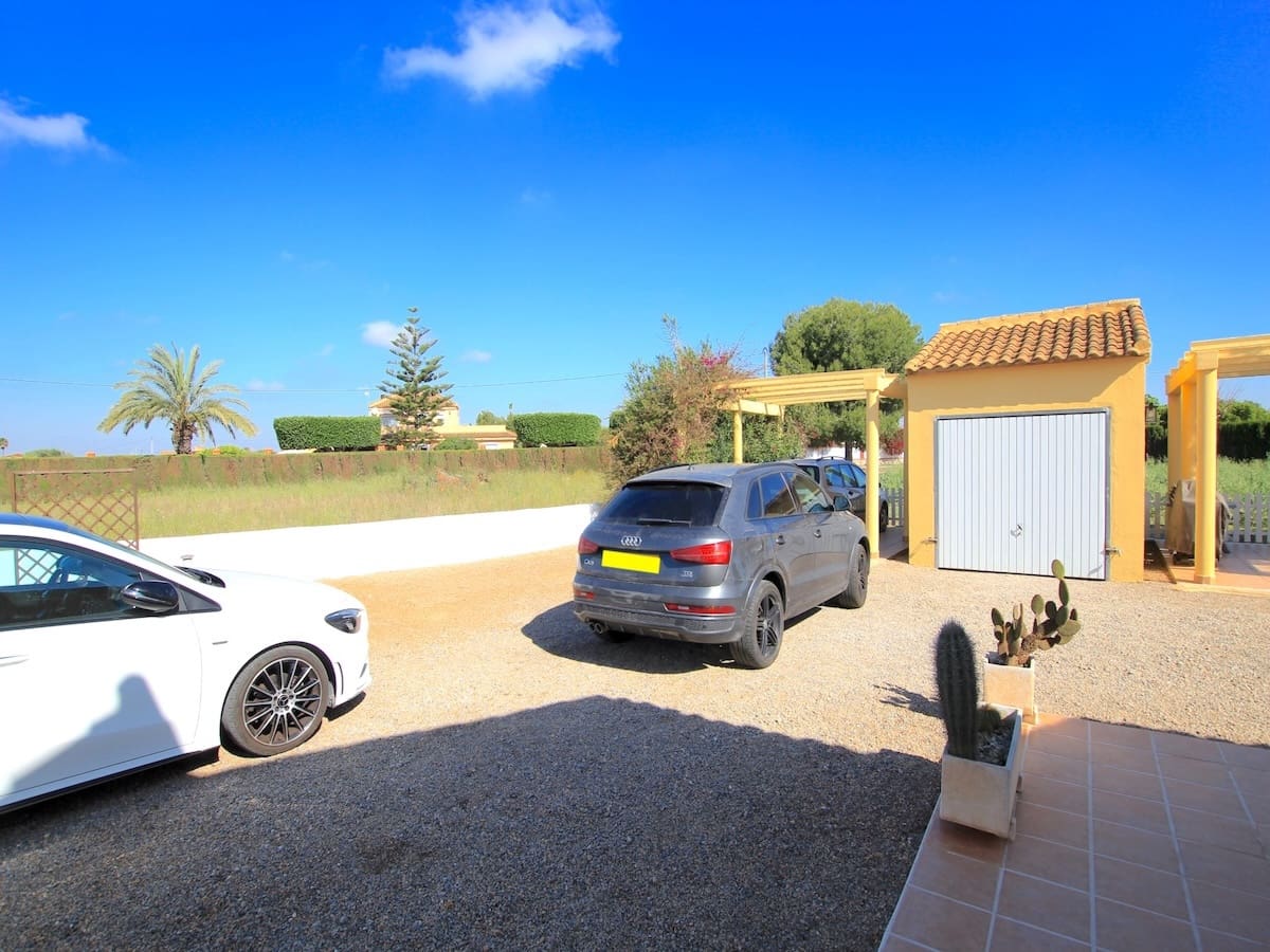 Finca/Casa Rural de 3 habitaciones en Dolores en venta con piscina - 375.000 € (Ref: 9778895)