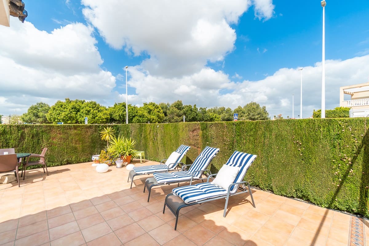 3 bedroom Apartment for sale in Playa Flamenca - € 279,000 (Ref: 9778896)