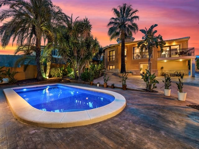 4 soveværelse Villa til salg i Ciudad Quesada, Rojales med swimmingpool - € 895.000 (Ref: 9788714)