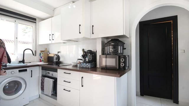 2 makuuhuone Huoneisto myytävänä paikassa Las Filipinas - 159 950 € (Ref: 9798378)