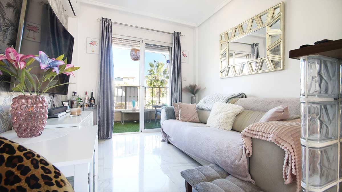 2 makuuhuone Huoneisto myytävänä paikassa Orihuela Costa - 159 950 € (Ref: 9798378)