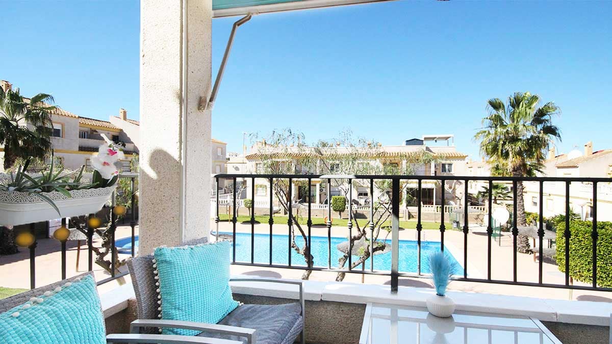 2 makuuhuone Huoneisto myytävänä paikassa Orihuela Costa - 159 950 € (Ref: 9798378)