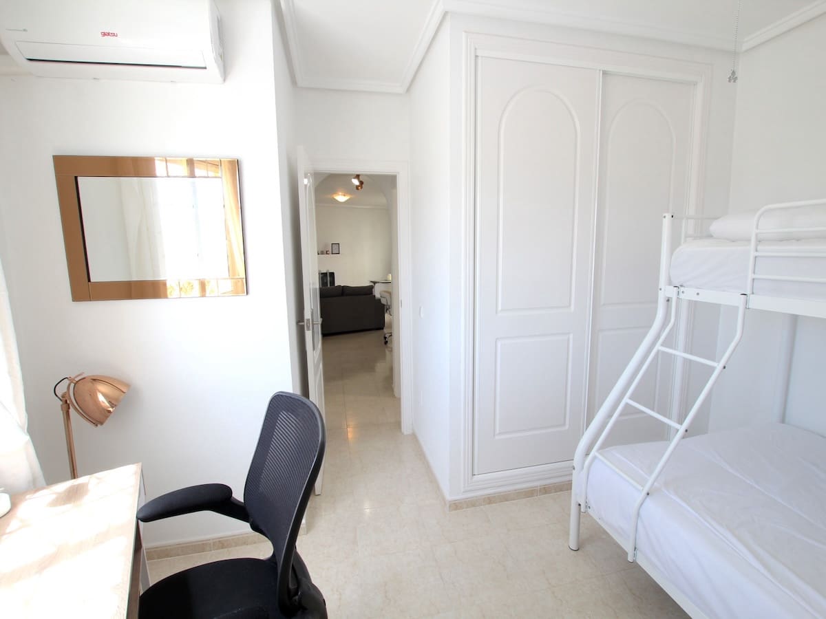 3 sypialnia Dom na sprzedaż w Dona Pepa - 225 000 € (Ref: 9802712)