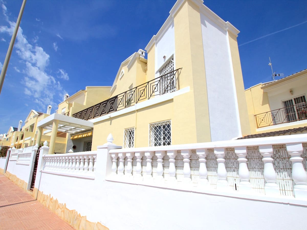 3 sypialnia Dom na sprzedaż w Dona Pepa - 225 000 € (Ref: 9802712)