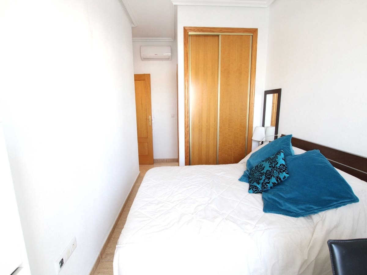 2 bedroom Apartment for sale in Formentera del Segura - € 110,000 (Ref: 9802878)