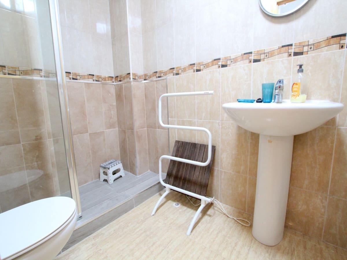 2 bedroom Apartment for sale in Formentera del Segura - € 110,000 (Ref: 9802878)