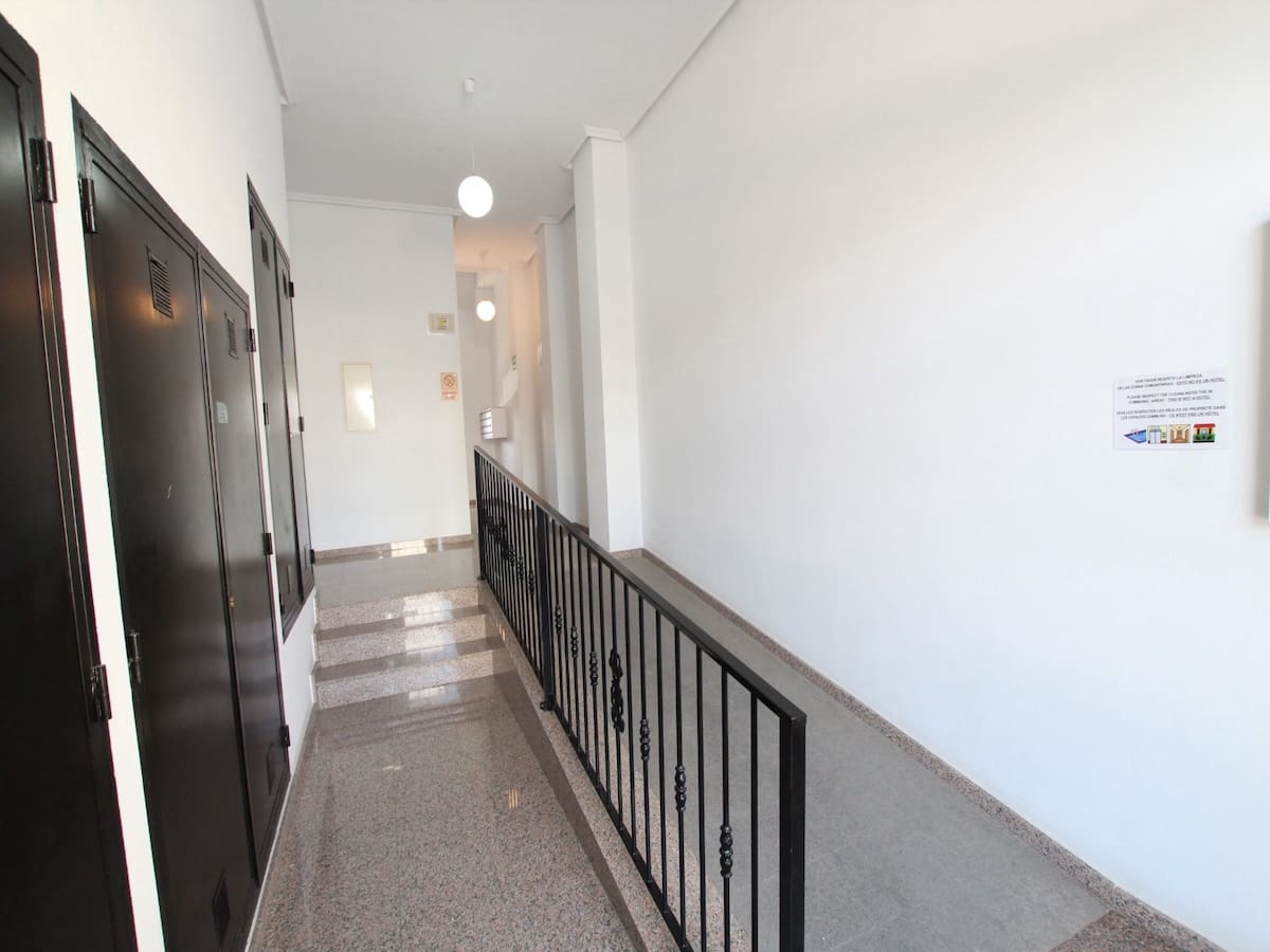 2 bedroom Apartment for sale in Formentera del Segura - € 110,000 (Ref: 9802878)