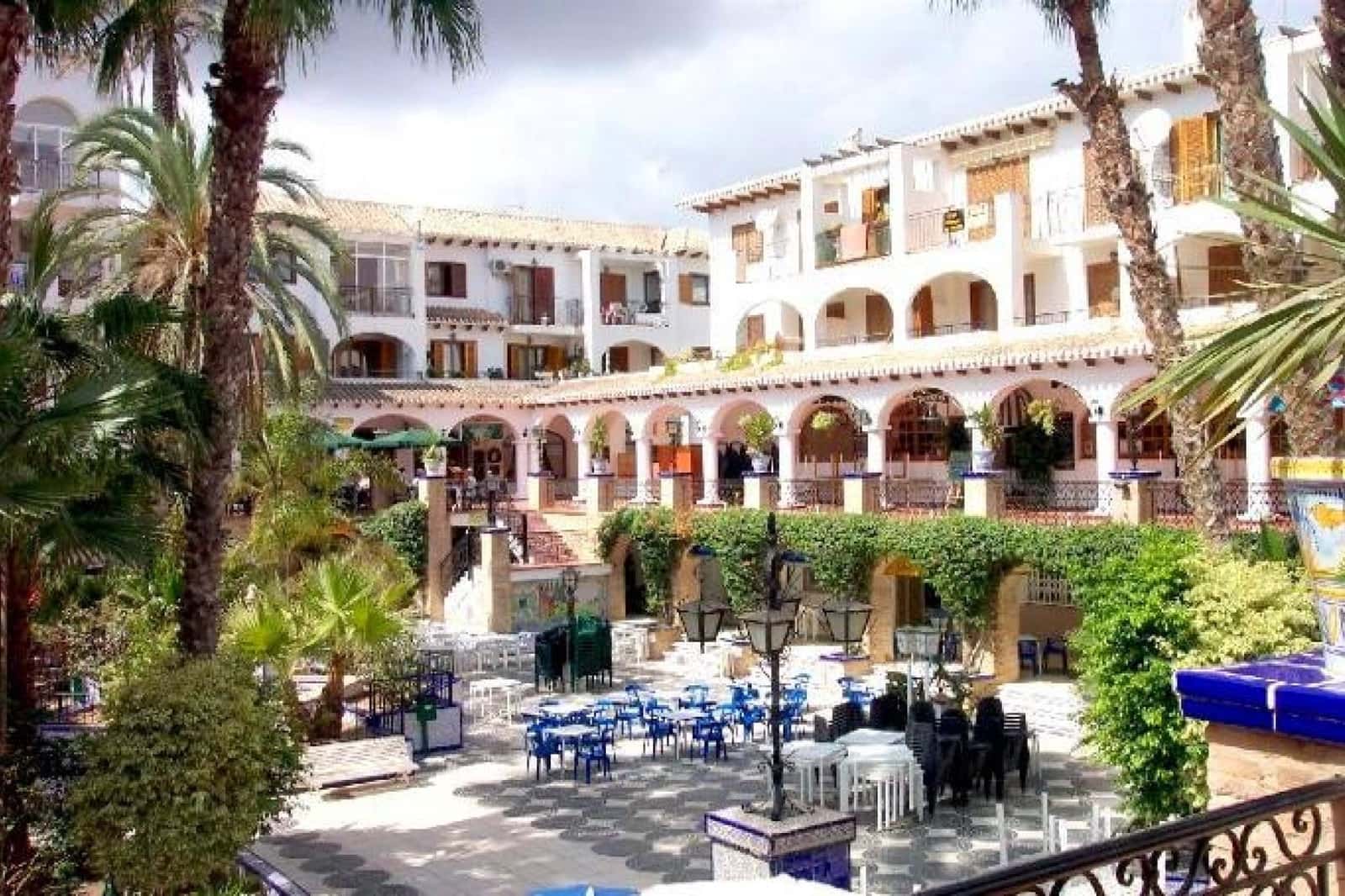 2 bedroom Apartment for sale in Orihuela Costa - € 249,900 (Ref: 9806821)