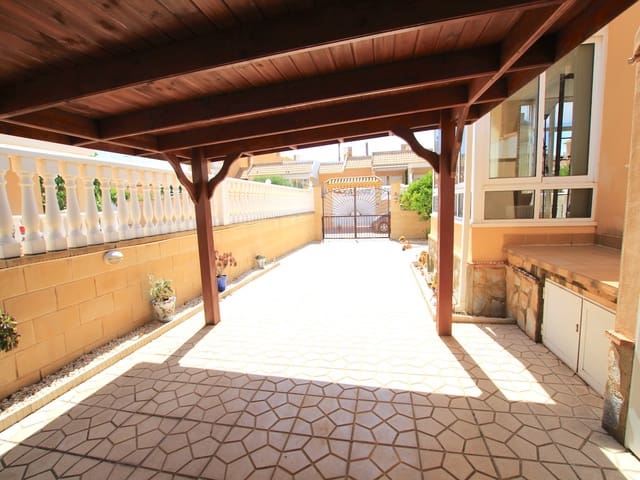 Casa de 3 habitaciones en Ciudad Quesada, Rojales en venta - 220.000 € (Ref: 9816270)