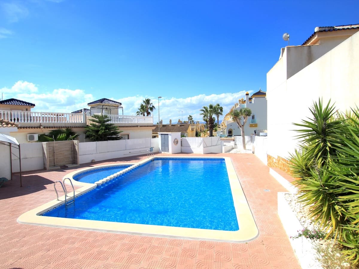 2 quarto Casa em Banda para venda em Benimar - 189 950 € (Ref: 9818617)