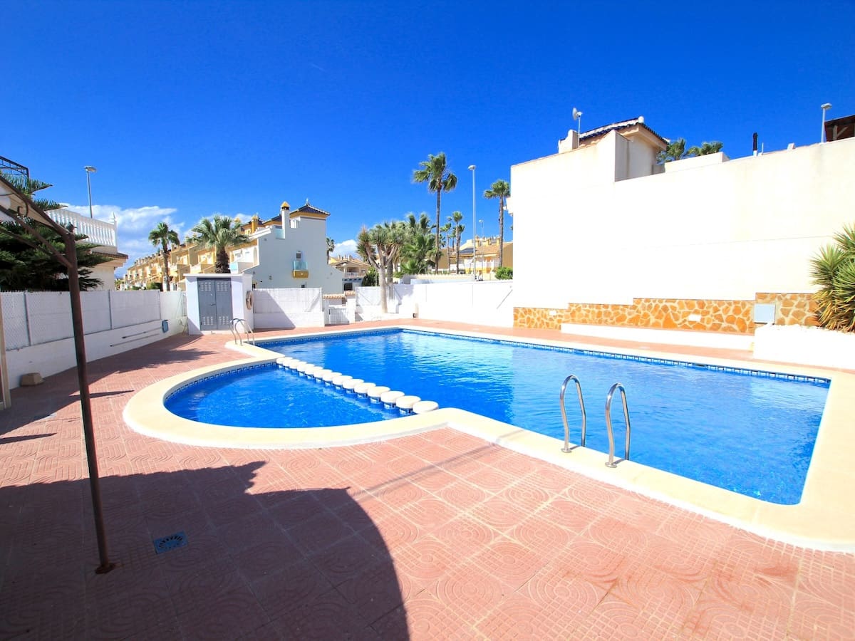 2 quarto Casa em Banda para venda em Benimar - 189 950 € (Ref: 9818617)