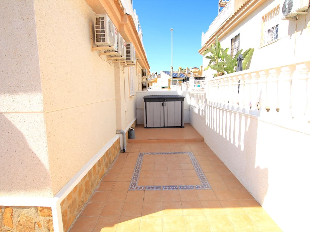 2 quarto Casa em Banda para venda em Benimar - 189 950 € (Ref: 9818617)
