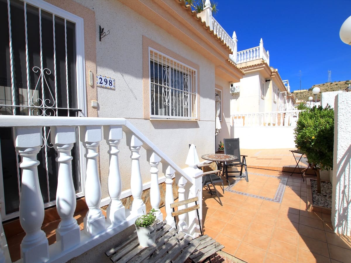 2 quarto Casa em Banda para venda em Benimar - 189 950 € (Ref: 9818617)