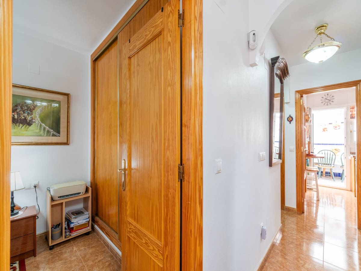 3 bedroom Villa for sale in Villamartin - € 242,000 (Ref: 9820881)