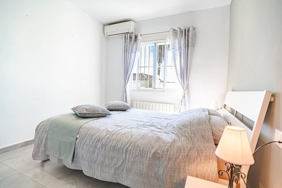 3 bedroom Villa for sale in Algorfa - € 229,500 (Ref: 9821595)
