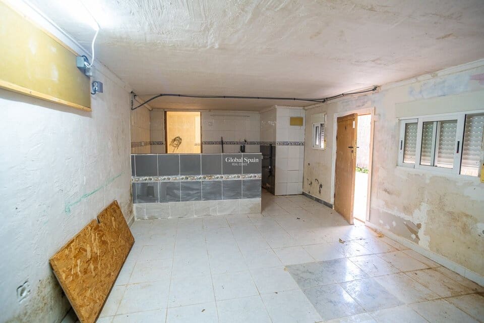 3 bedroom Villa for sale in Algorfa - € 229,500 (Ref: 9821595)
