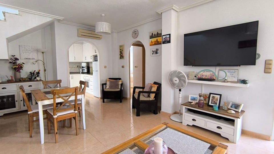 3 Zimmer Villa zu verkaufen in Ciudad Quesada - 220.000 € (Ref: 9823659)