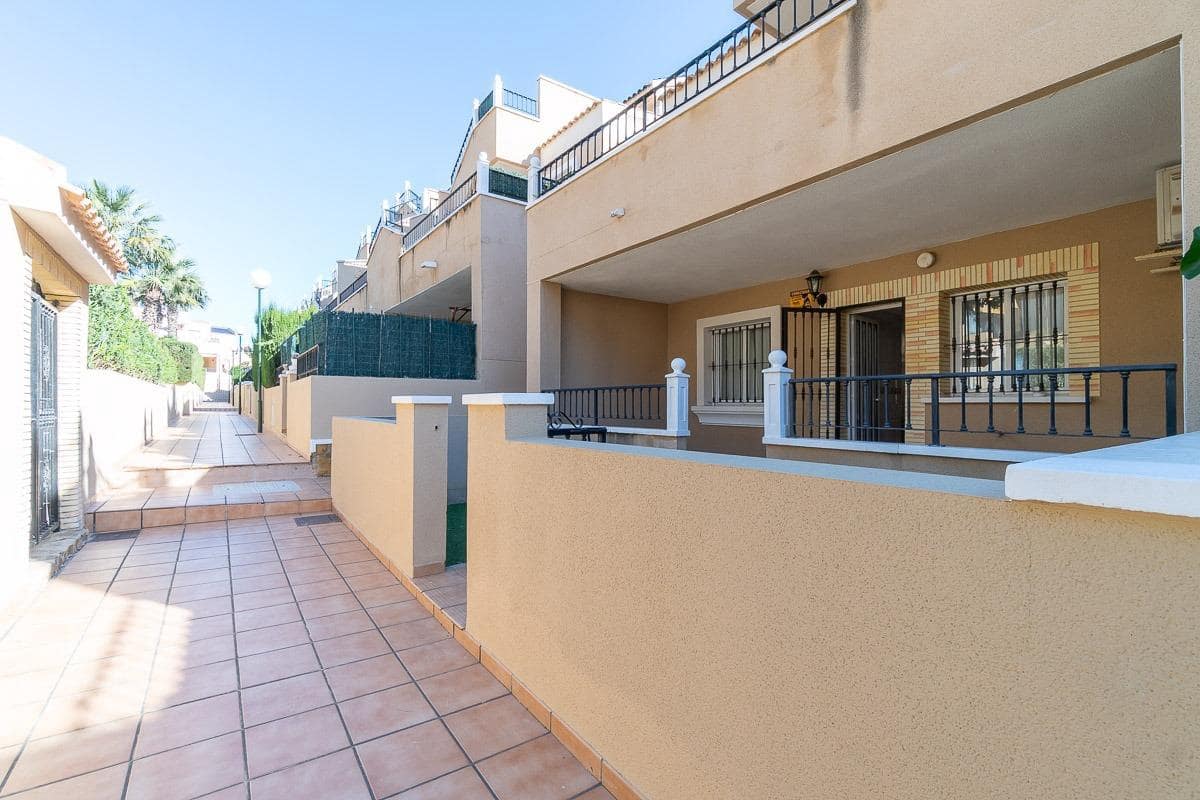2 soverom Leilighet til salgs i Villamartin - € 159 000 (Ref: 9824054)