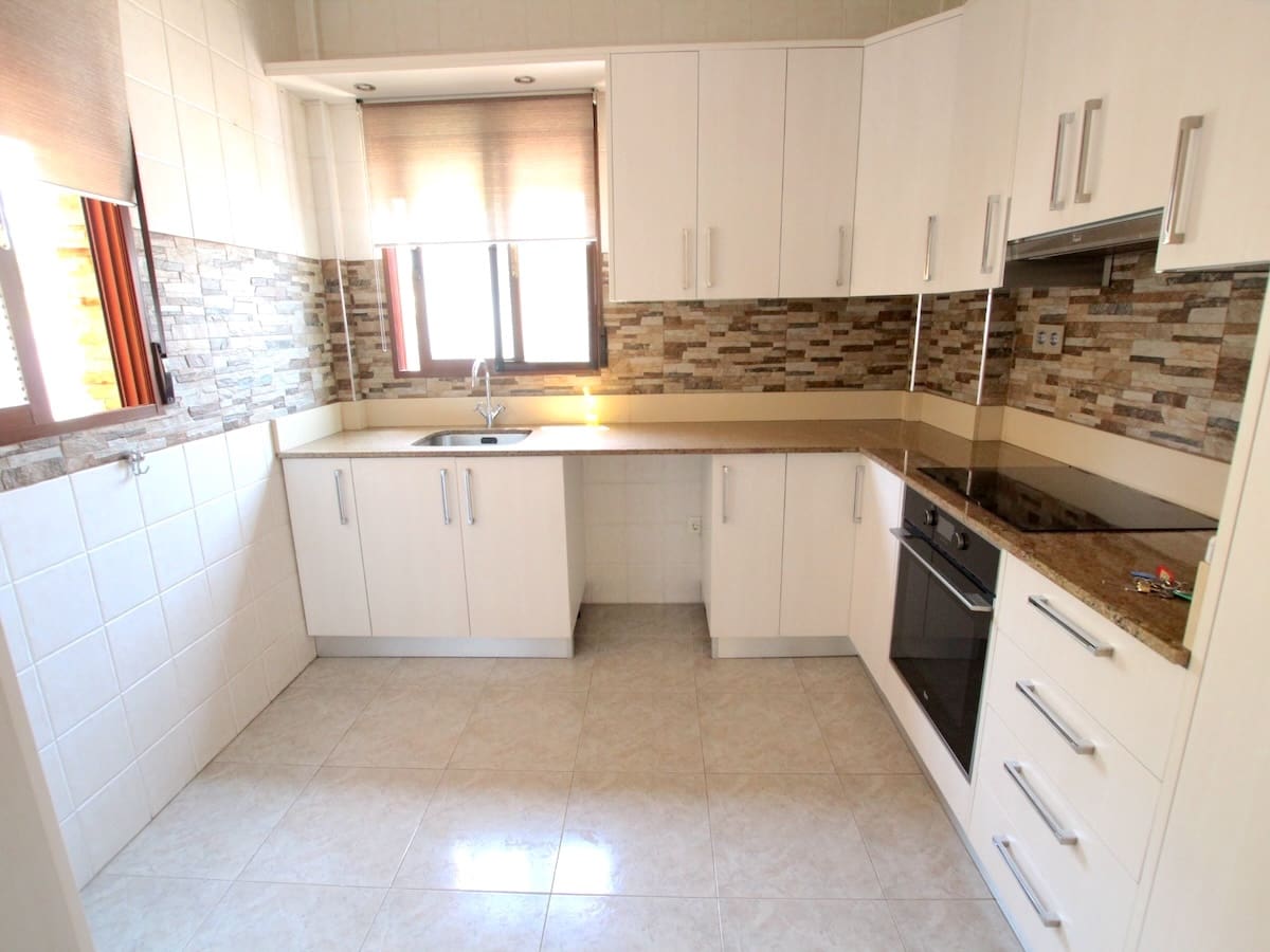 3 bedroom Villa for sale in Formentera del Segura with pool - € 315,000 (Ref: 9834575)