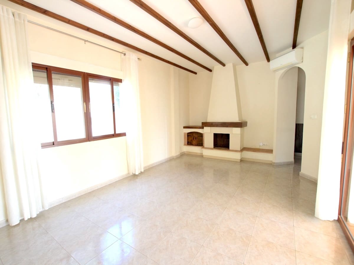 3 bedroom Villa for sale in Formentera del Segura with pool - € 315,000 (Ref: 9834575)