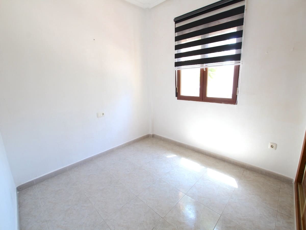 3 bedroom Villa for sale in Formentera del Segura with pool - € 315,000 (Ref: 9834575)