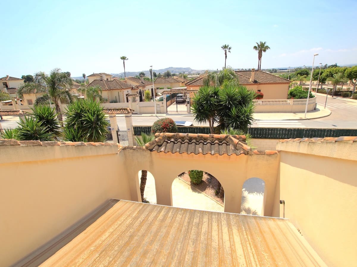 3 bedroom Villa for sale in Formentera del Segura with pool - € 315,000 (Ref: 9834575)