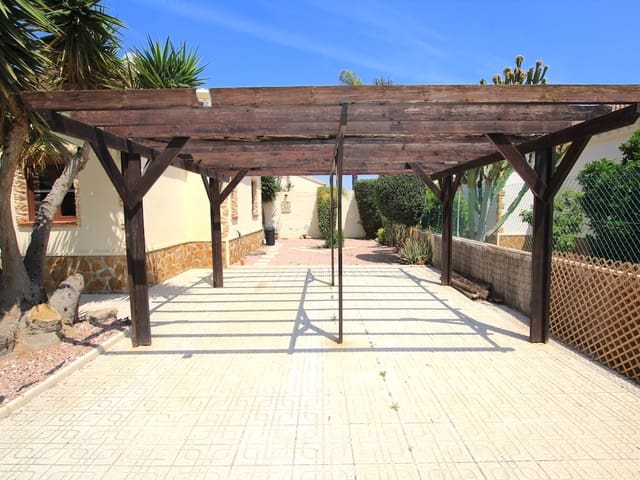 3 soverom Villa til salgs i Formentera del Segura med svømmebasseng - € 315 000 (Ref: 9834575)