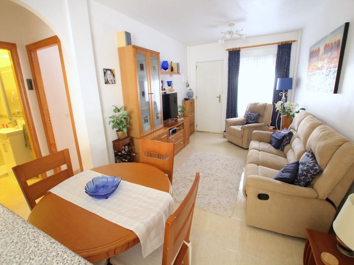 2 Zimmer Apartment zu verkaufen in Playa Flamenca - 149.950 € (Ref: 9834680)