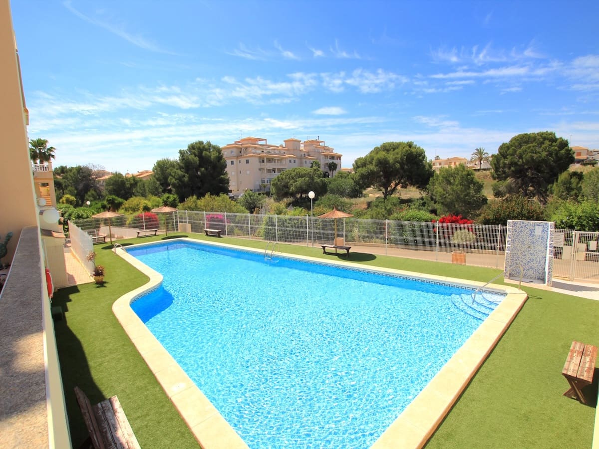 2 Zimmer Apartment zu verkaufen in Playa Flamenca - 149.950 € (Ref: 9834680)
