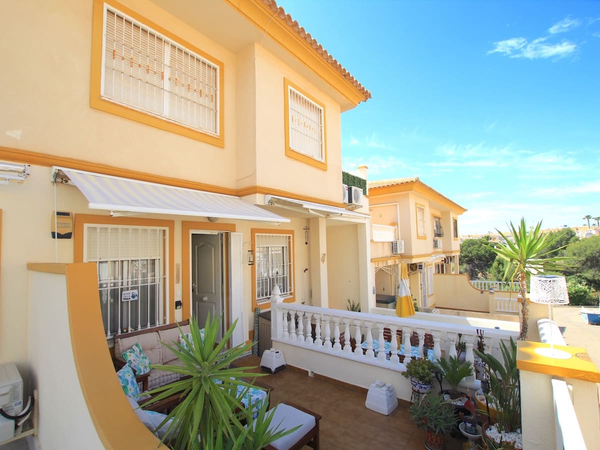 2 Zimmer Apartment zu verkaufen in Playa Flamenca - 149.950 € (Ref: 9834680)