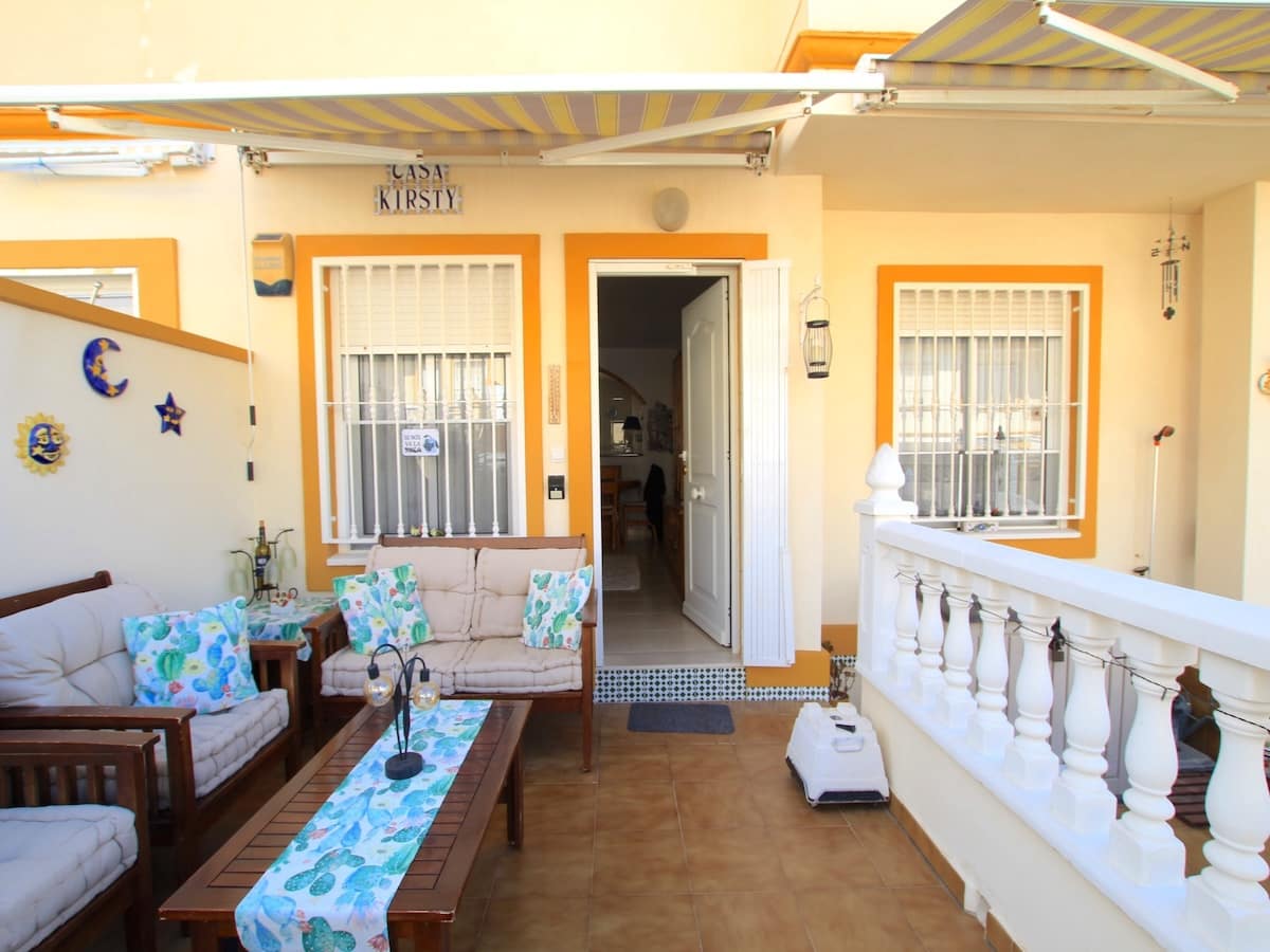 2 Zimmer Apartment zu verkaufen in Playa Flamenca - 149.950 € (Ref: 9834680)