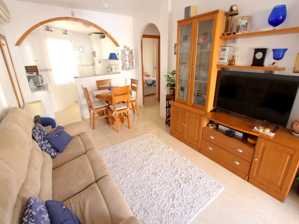2 Zimmer Apartment zu verkaufen in Playa Flamenca - 149.950 € (Ref: 9834680)
