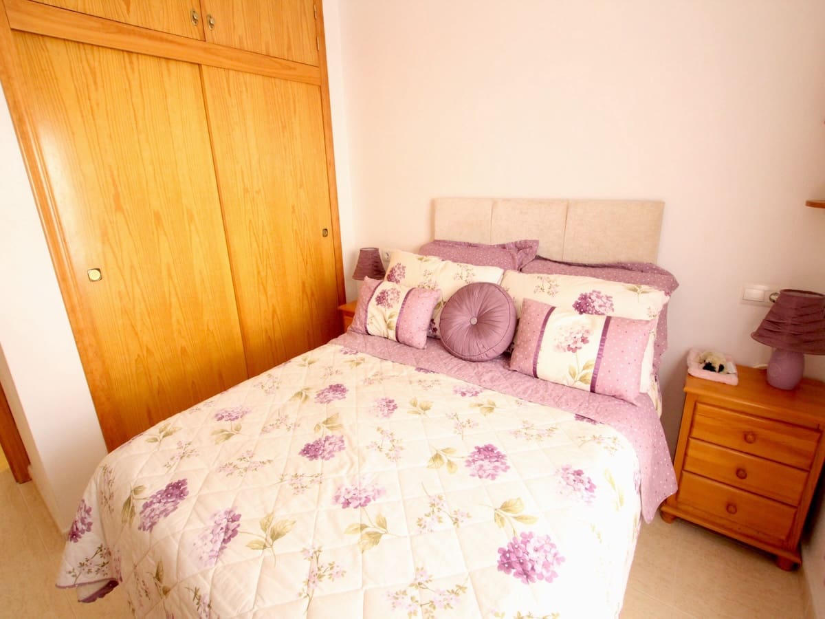 2 Zimmer Apartment zu verkaufen in Playa Flamenca - 149.950 € (Ref: 9834680)