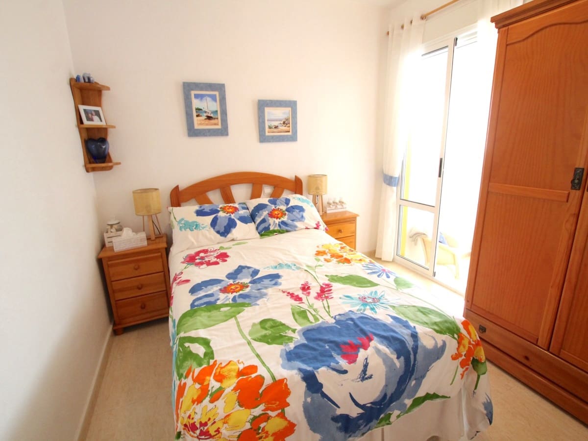 2 Zimmer Apartment zu verkaufen in Playa Flamenca - 149.950 € (Ref: 9834680)