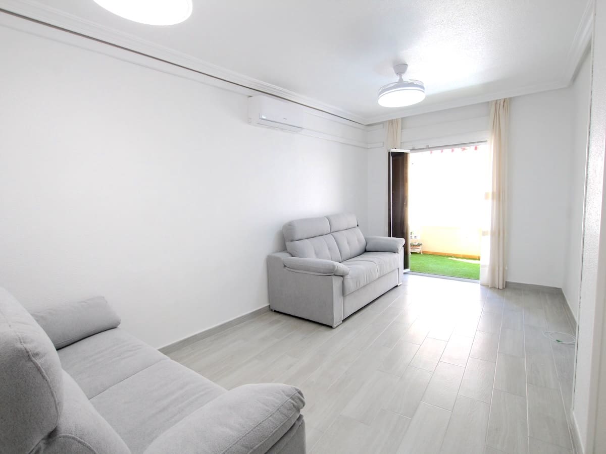 2 makuuhuone Huoneisto myytävänä paikassa Guardamar del Segura - 175 000 € (Ref: 9844232)